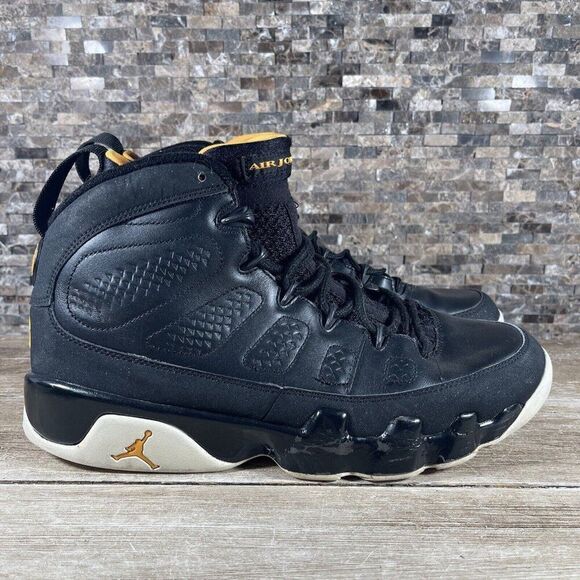 Nike Air Jordan Mens Retro 9 IX Citrus SneakersSize 10 302370-004 2010
